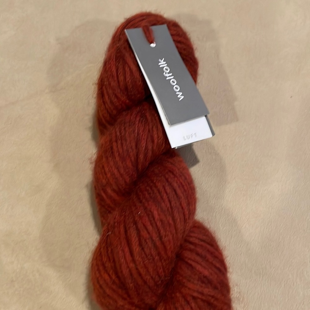 Yarn destash woolfolk luft new